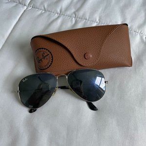 Authentic Ray Bans Aviator Sunglasses with Case